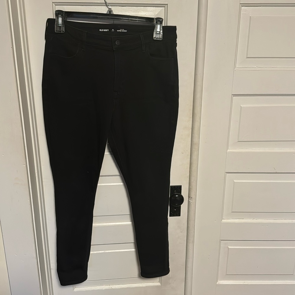 Black Old Navy women’s jeans